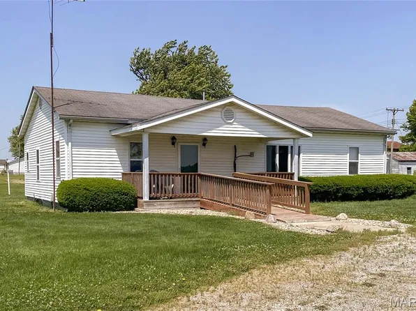 25579 McClusky Trl, Jerseyville, IL 62052