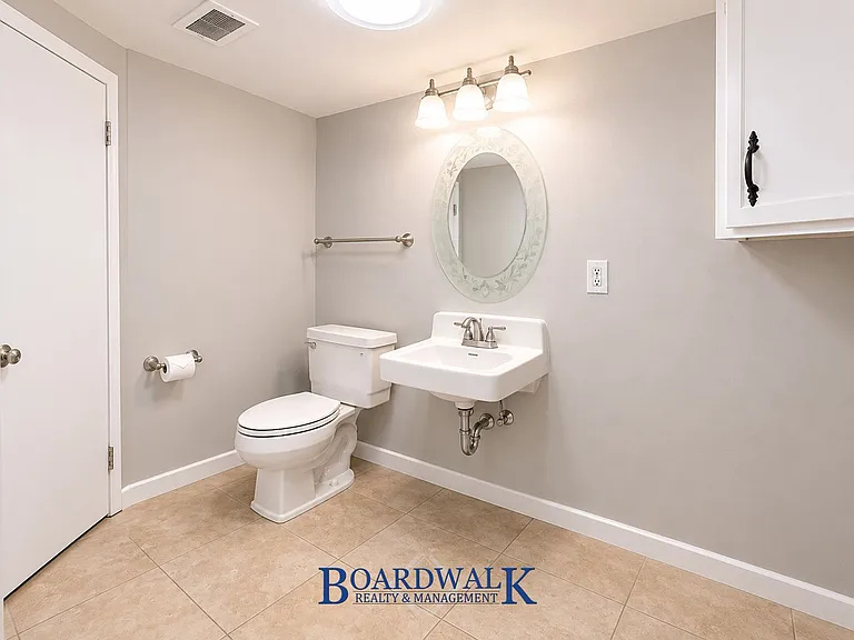 572 W 400 N 574 N — Photo 18