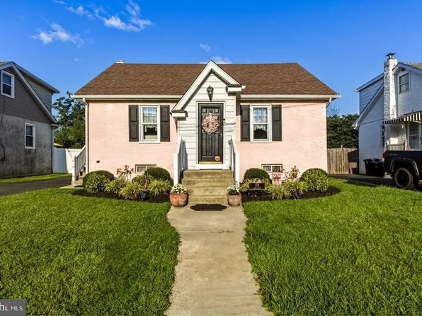 35 Arline Ave, Deptford, NJ 08096
