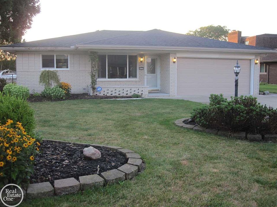 1st image of 49737 Keycove Dr