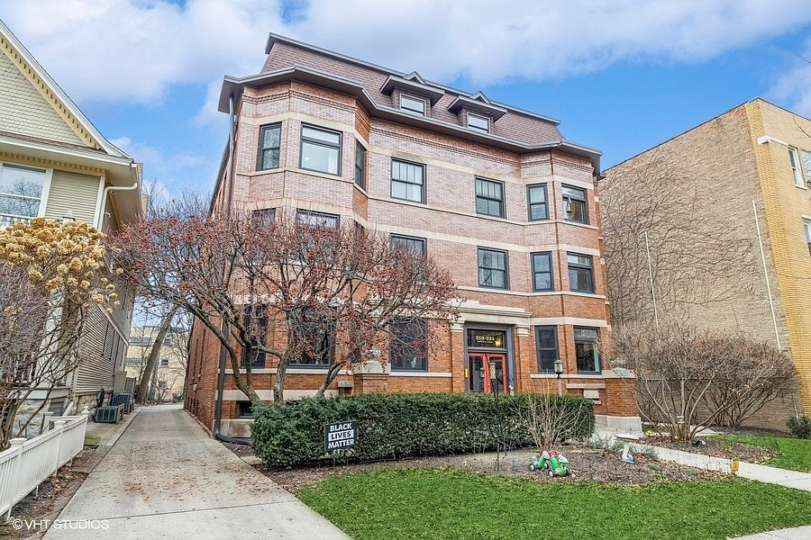 1st image of 219 N Grove Ave #3