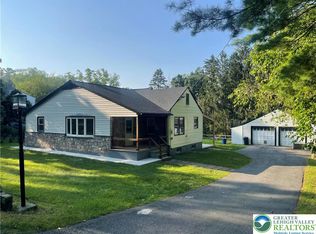 1331 Stonesthrow Rd, Bethlehem, PA 18015