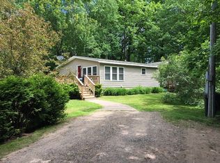 1400 Vandenboom Ave, Marquette, MI 49855