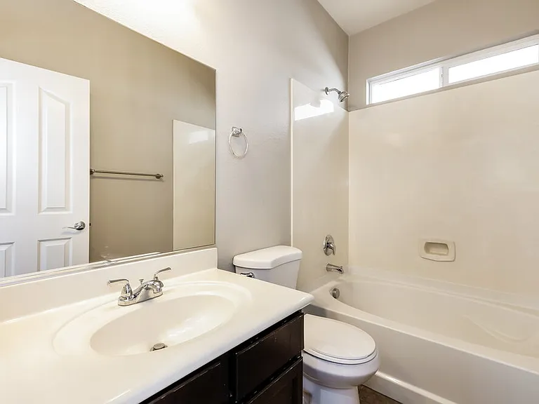 9881 Lime Tree St — Photo 15