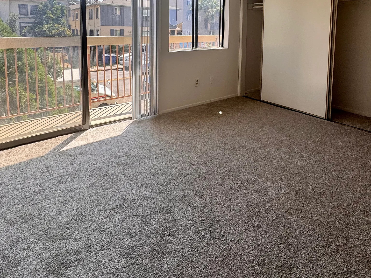 2 bed, $2,400 — Photo 3