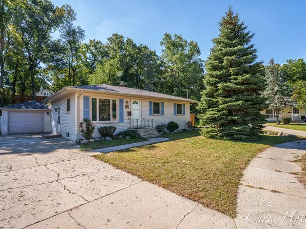 960 Walcott St SW, Wyoming, MI 49509