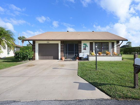 4th image of 6410 Lakemont Circle