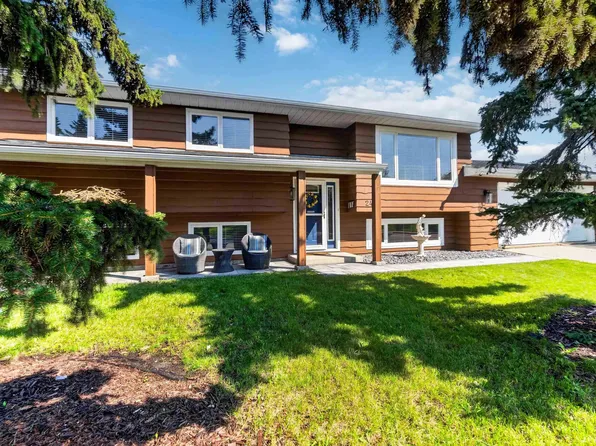2428 142nd Ave NW, Edmonton, AB T5Y 1R2