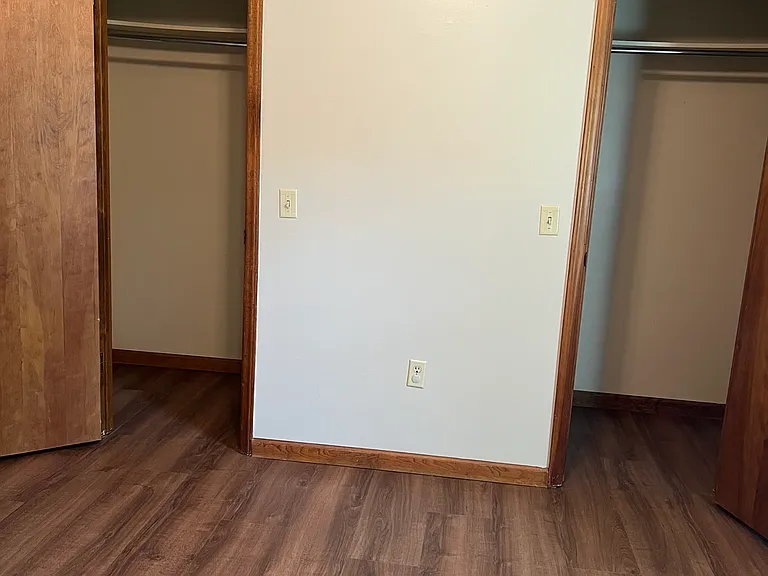 137 Lansing Dr #D — Photo 29