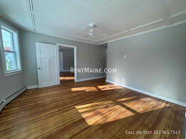 6 Woodman Ave #1 — Photo 8