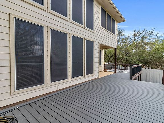 4th image of 19411 Desert Oak