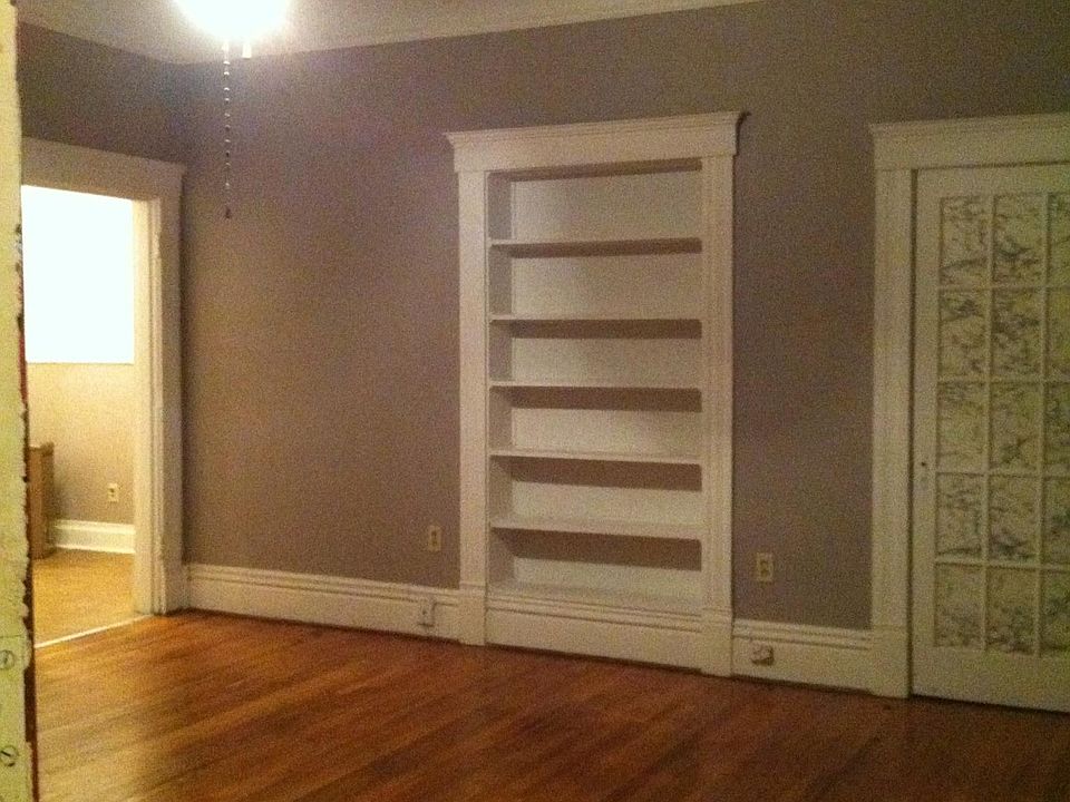 2nd image of 1522 Louisiana St