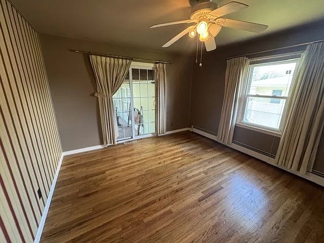 1105 N Logan St — Photo 13