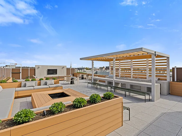Rooftop Lounge