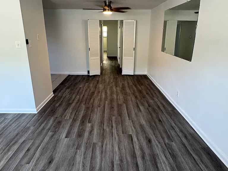 2228 Strahle St #2 — Photo 3