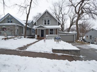 2818 S 39th St, Omaha, NE 68105