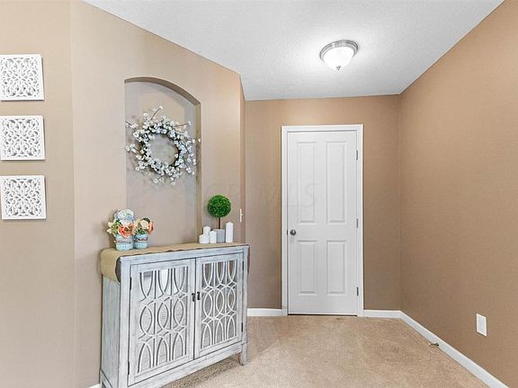 2nd image of 5454 Nottinghamshire Ln