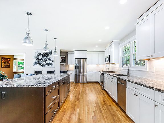 Fully renovated kitchen