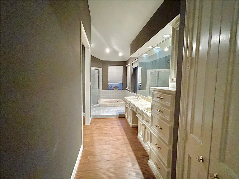 16306 Knightrider Dr — Photo 34