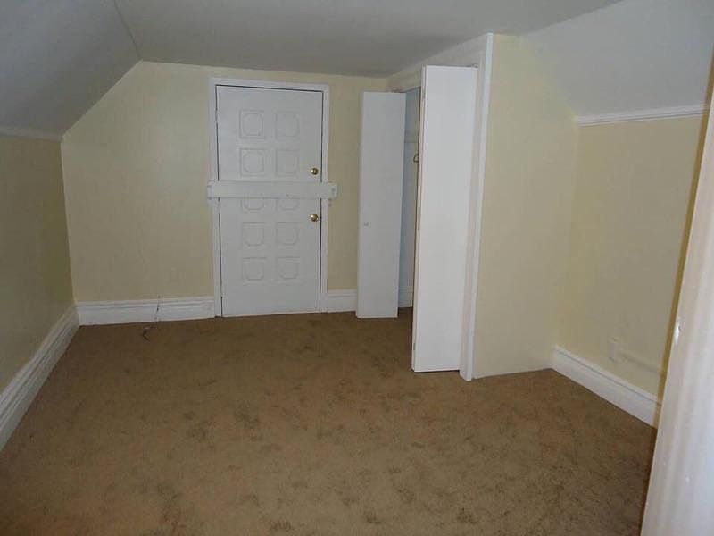 1st image of 215 W Utica St #5