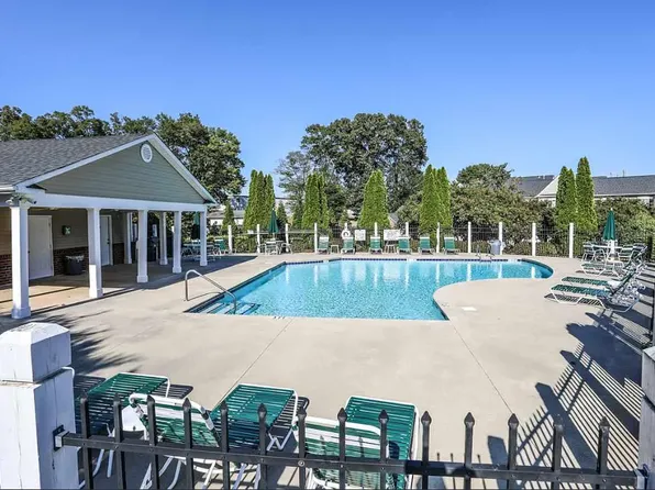 239 Cedar Crossing Ln, Greenville, SC 29615