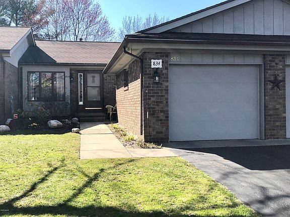 2nd image of 834 Apple Blossom Ln #24