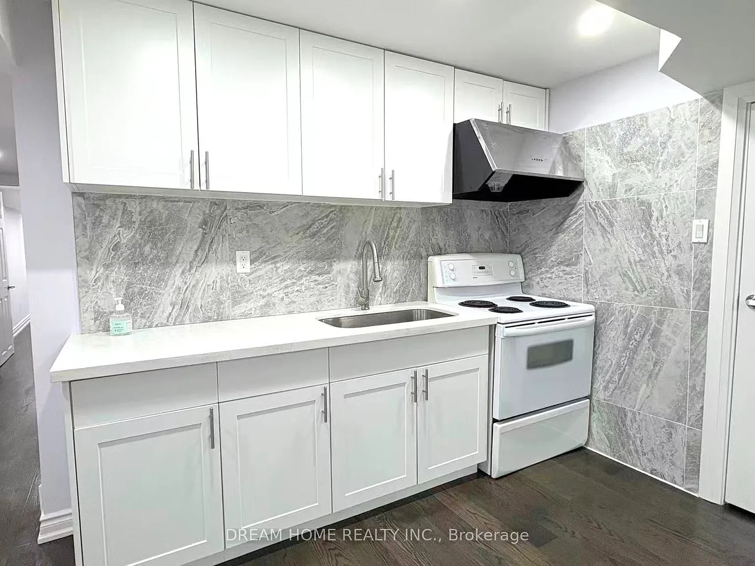 2 bed, $1,850 — Photo 4