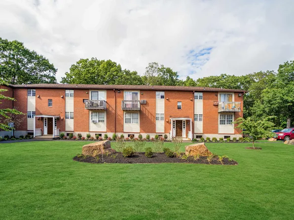 BAY SHORE APARTMENTS