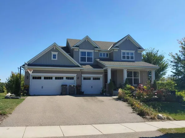 1515 Hackberry Ct, Waconia, MN 55387