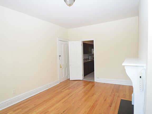 2nd image of 137 W 130th St #4