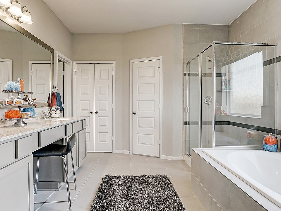 Relaxing owner s bath