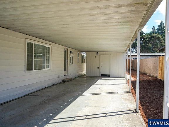 5th image of 4706 Deepwood Loop NE