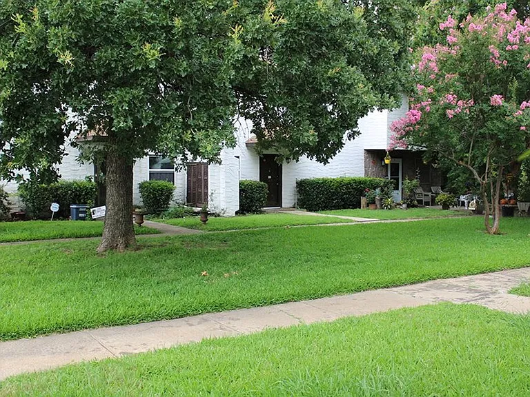 1725 E Grauwyler Rd #138 — Photo 1