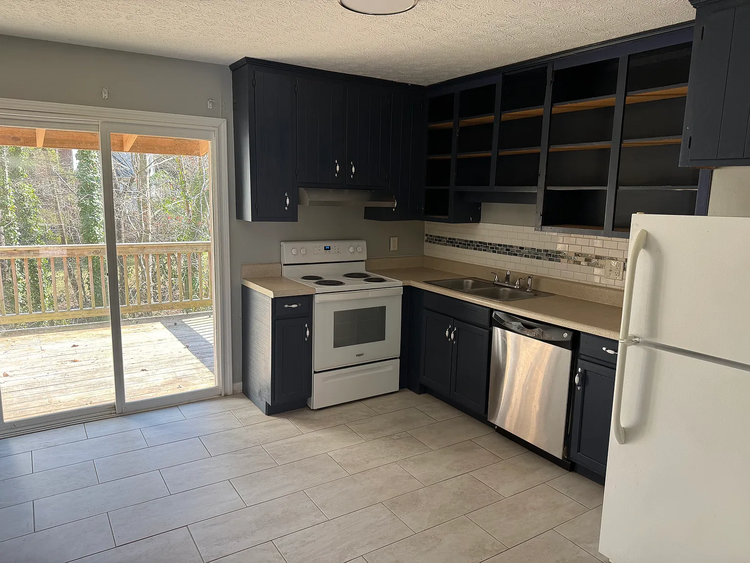 2 bed, $1,395 — Photo 4