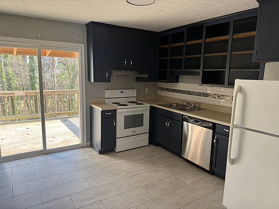 4th image of 162 Windy Hill Pl #162