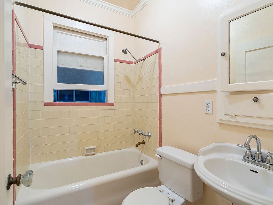 2124 McKinley Avenue Apartment Rentals Berkeley, CA Zillow