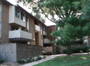 19419 Brassie Pl APT 301, Gaithersburg, MD 20886