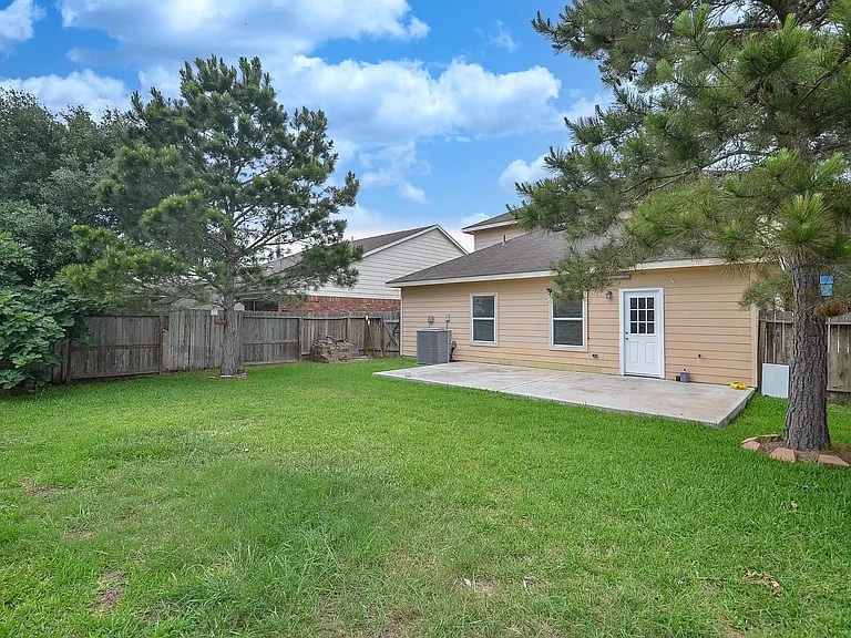 21723 Britton Hill Way — Photo 36