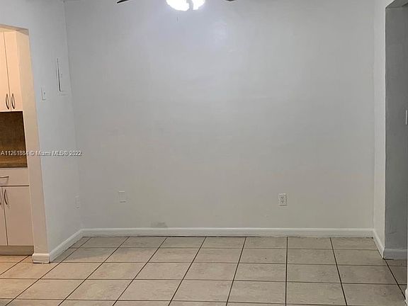 4th image of 3265 Griffin Rd APT 104