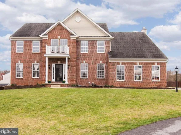 4 Bunny Ln, Keedysville, MD 21756