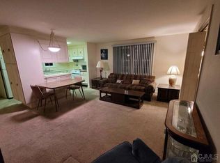 31 Bradford Ln #A, Monroe Township, NJ 08831