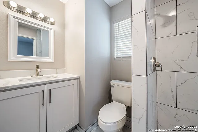 810 E Euclid Ave — Photo 25