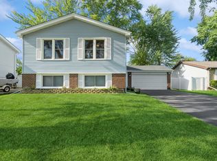 628 W Briarcliff Rd, Bolingbrook, IL 60440
