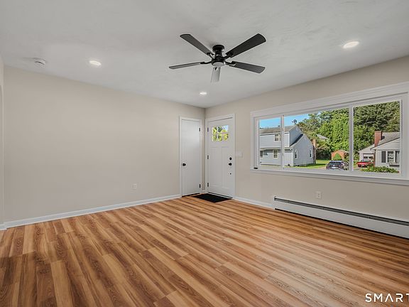 5th image of 34 Woodrow Avenue
