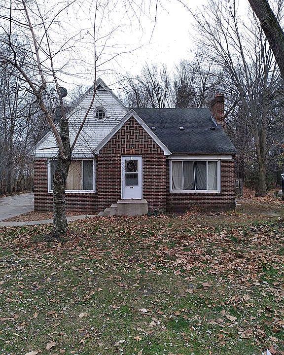 1st image of 48 Scotts Dr