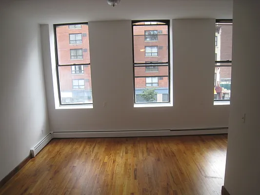 Rented by City Connections Realty | media 7