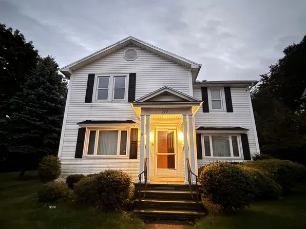222 Main St #A, Moosic, PA 18507