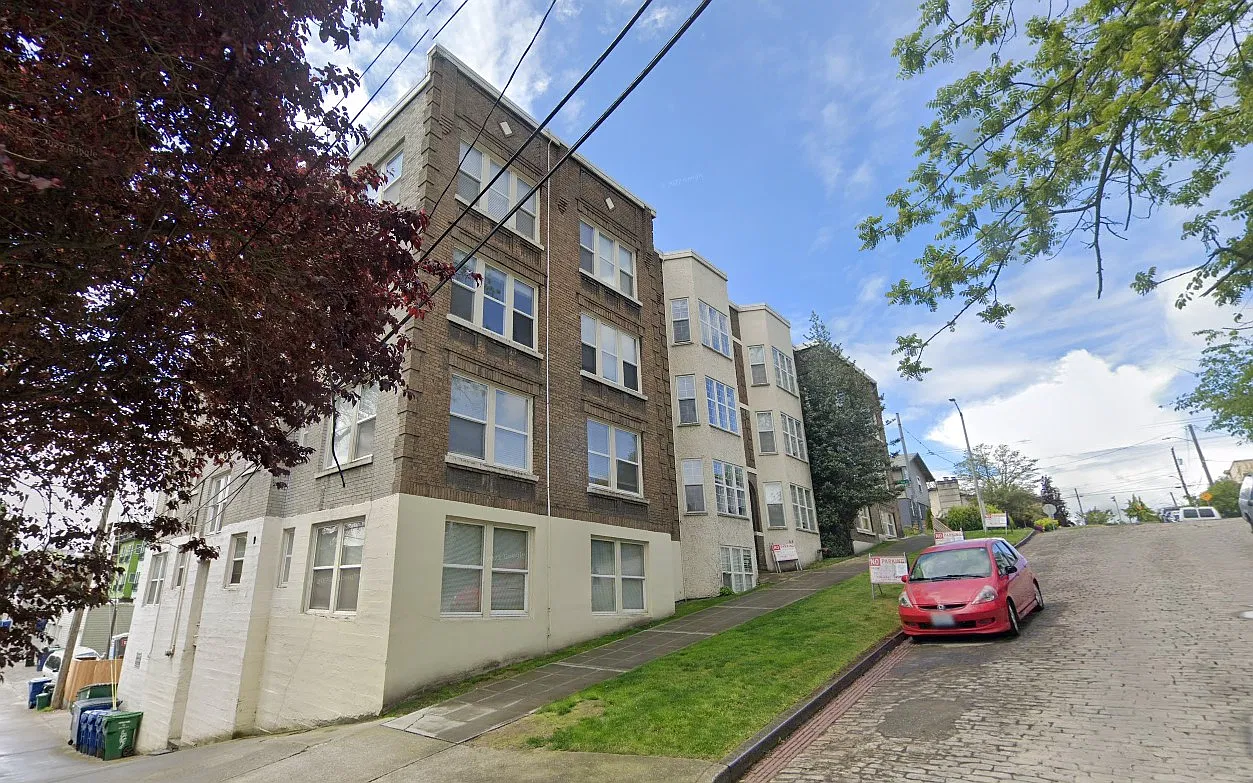 Adelphi Apartments — Photo 3