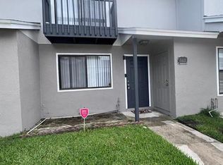 5403 Bayside Dr, Greenacres, FL 33463