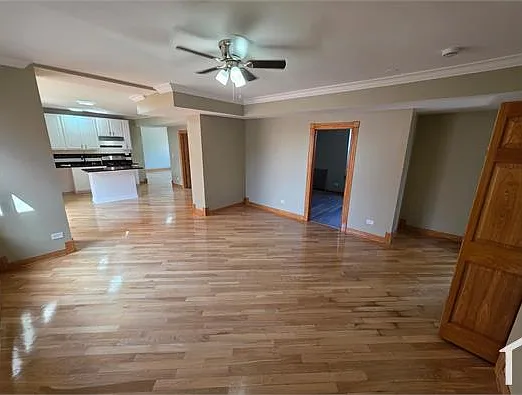 1608 E 82nd St #3 — Photo 2